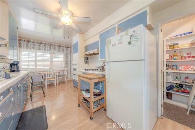 Detail Gallery Image 12 of 47 For 2219 N Flower St, Santa Ana,  CA 92706 - 3 Beds | 1/1 Baths