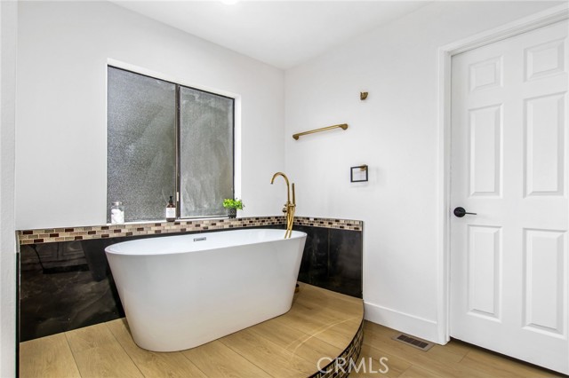 Detail Gallery Image 25 of 51 For 16066 Rancho Verde, Riverside,  CA 92506 - 4 Beds | 3 Baths