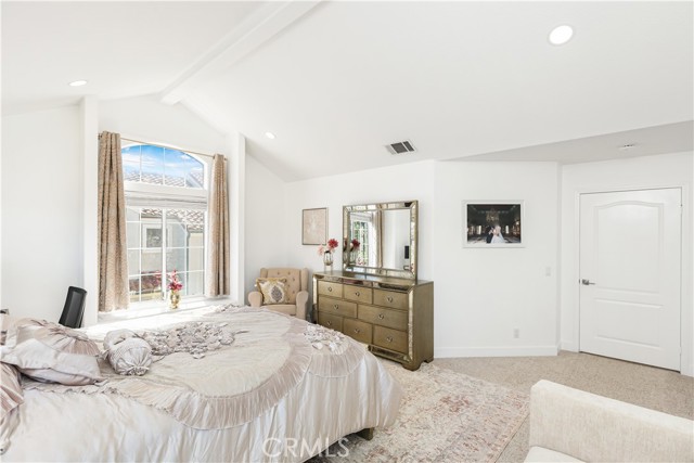 Detail Gallery Image 21 of 51 For 2421 E 16th #1,  Newport Beach,  CA 92663 - 4 Beds | 2/1 Baths