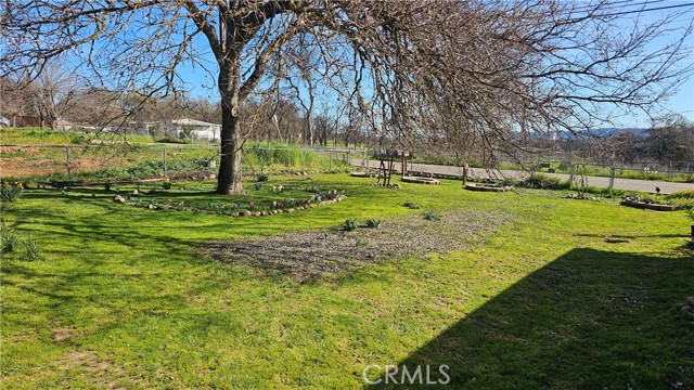 Detail Gallery Image 25 of 31 For 16004 18th Ave, Clearlake,  CA 95422 - 2 Beds | 2 Baths