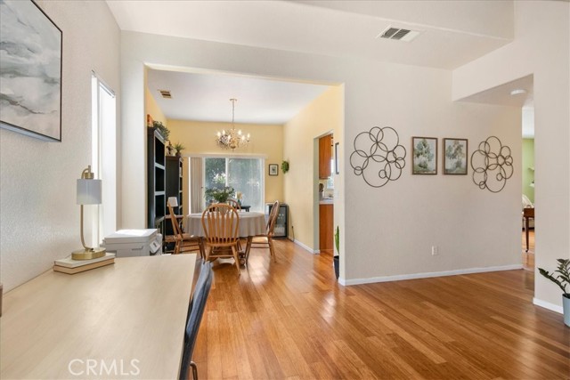 Detail Gallery Image 8 of 33 For 1123 Brown Bear Trl, Beaumont,  CA 92223 - 3 Beds | 2/1 Baths