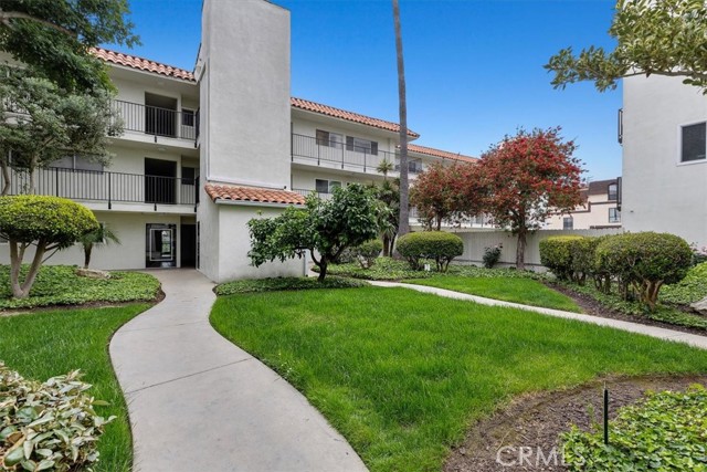 1720 Ardmore Avenue, Hermosa Beach, California 90254, 1 Bedroom Bedrooms, ,1 BathroomBathrooms,Residential,For Sale,Ardmore,SB24098848