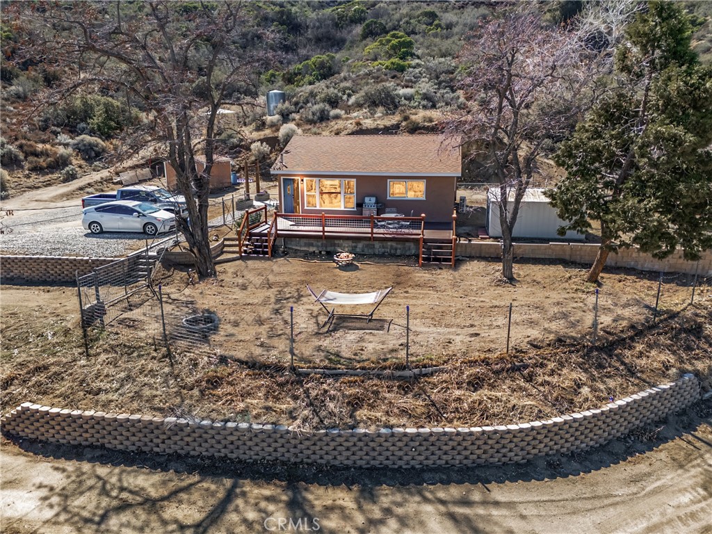 https://media.crmls.org/medias/832a8429-f539-416e-9cad-29b6af99d2d5.jpg?preset=X-Large