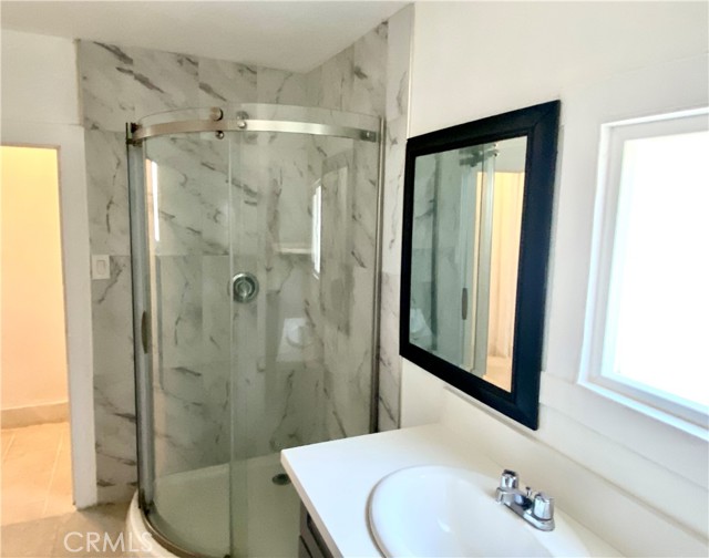 Detail Gallery Image 10 of 11 For 442 W Sepulveda St, San Pedro,  CA 90731 - 2 Beds | 1 Baths
