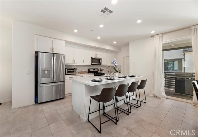 Detail Gallery Image 4 of 37 For 11012 Serenity, Rancho Cucamonga,  CA 91730 - 3 Beds | 2/2 Baths