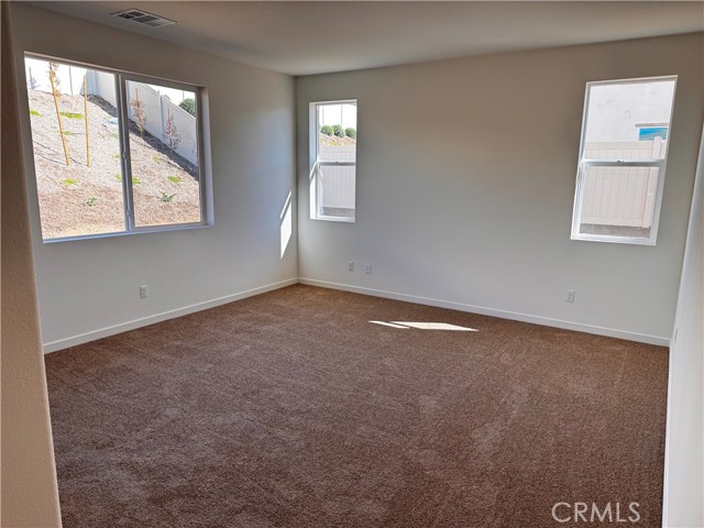 Detail Gallery Image 5 of 21 For 4181 Daisy Ln, Banning,  CA 92220 - 3 Beds | 2/1 Baths