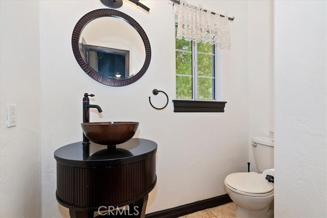 Detail Gallery Image 30 of 42 For 24048 Altdorf, Crestline,  CA 92325 - 3 Beds | 3/1 Baths