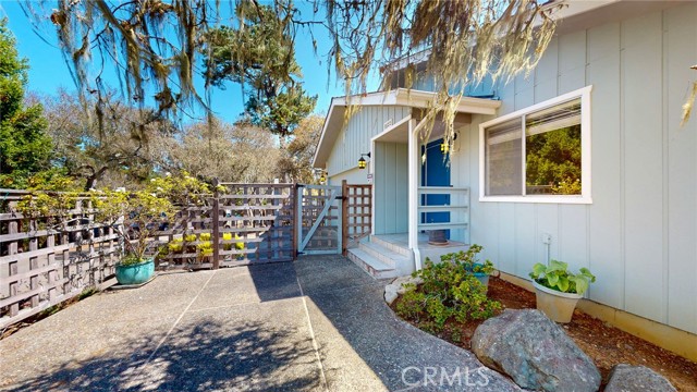 Detail Gallery Image 2 of 23 For 1788 Dorking Ave, Cambria,  CA 93428 - 2 Beds | 1/1 Baths