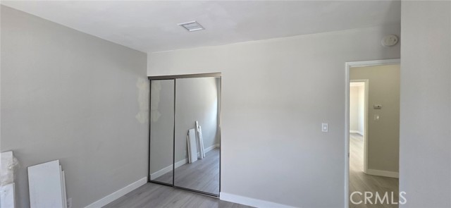 Detail Gallery Image 9 of 12 For 17606 Bessemer, Encino,  CA 91316 - 3 Beds | 1 Baths