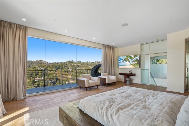 Detail Gallery Image 20 of 46 For 9716 Oak Pass Rd, Beverly Hills,  CA 90210 - 6 Beds | 3/2 Baths