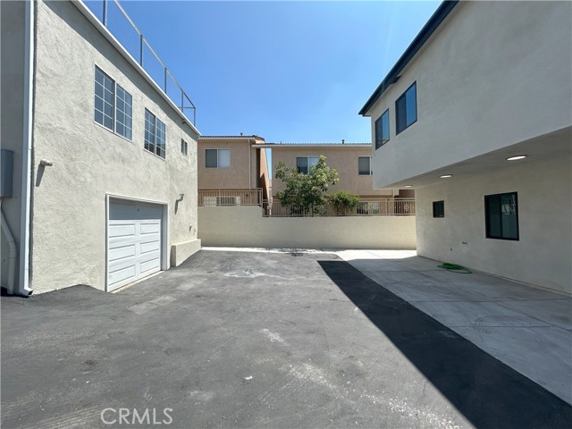 Detail Gallery Image 30 of 31 For 10363 Commerce Ave, Tujunga,  CA 91042 - 4 Beds | 3 Baths