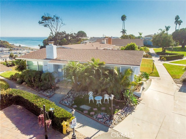 Detail Gallery Image 1 of 35 For 215 Monte Vista #20,  San Clemente,  CA 92672 - 1 Beds | 1 Baths