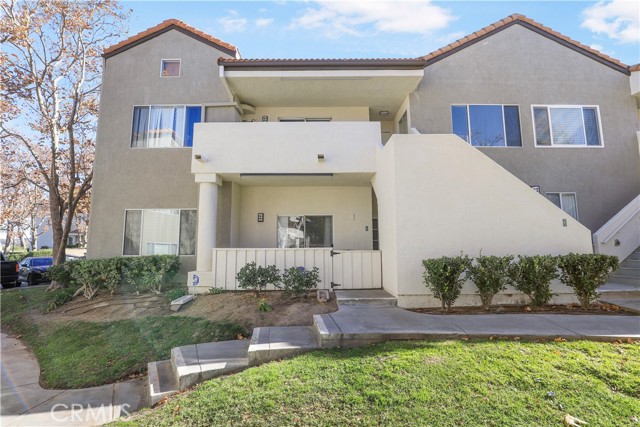 Detail Gallery Image 1 of 1 For 24421 Flaxwood Ln #102,  Newhall,  CA 91321 - 2 Beds | 2 Baths
