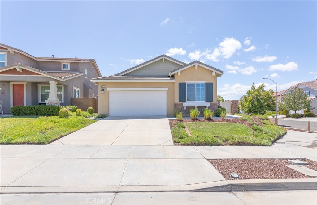 38121 SUMMER RIDGE Drive