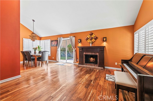 Detail Gallery Image 6 of 53 For 23644 Mesa Ct, Valencia,  CA 91355 - 3 Beds | 3 Baths