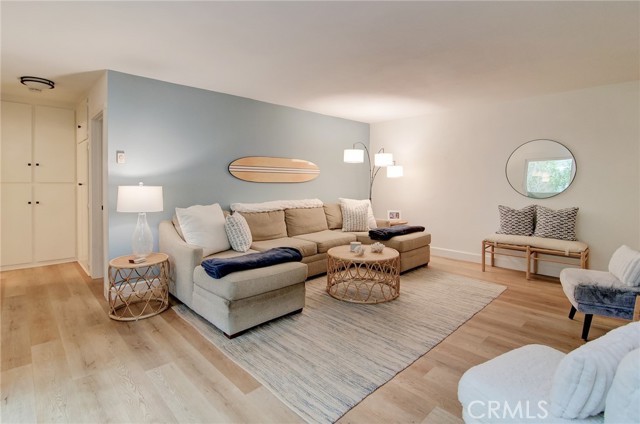 Detail Gallery Image 6 of 20 For 8633 Portola Ct 16h,  Huntington Beach,  CA 92646 - 1 Beds | 1 Baths