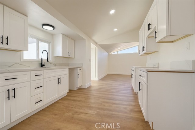 Detail Gallery Image 3 of 16 For 5548 Elmwood, San Bernardino,  CA 92404 - 4 Beds | 3 Baths