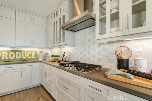 Detail Gallery Image 16 of 75 For 18108 Esker Ln, Canyon Country,  CA 91350 - 5 Beds | 3 Baths