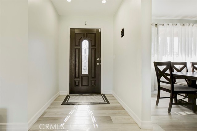 Detail Gallery Image 3 of 36 For 20437 Septo St, Chatsworth,  CA 91311 - 3 Beds | 2 Baths