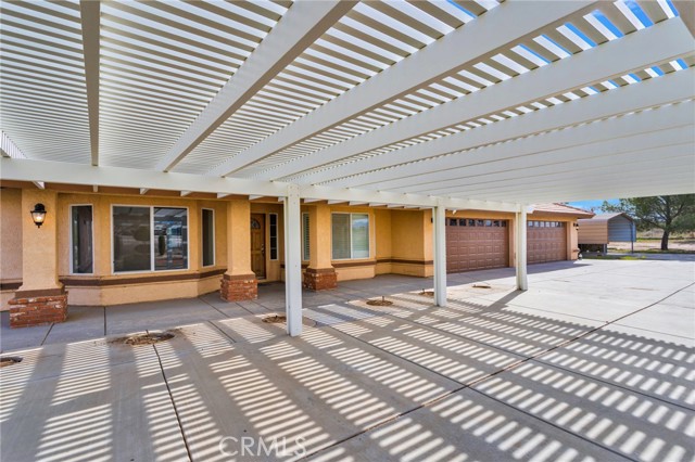 Detail Gallery Image 7 of 26 For 7845 Fuente Rd, Oak Hills,  CA 92344 - 4 Beds | 3 Baths