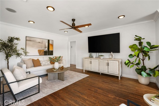 Detail Gallery Image 10 of 38 For 4757 Darien, Torrance,  CA 90503 - 4 Beds | 2 Baths