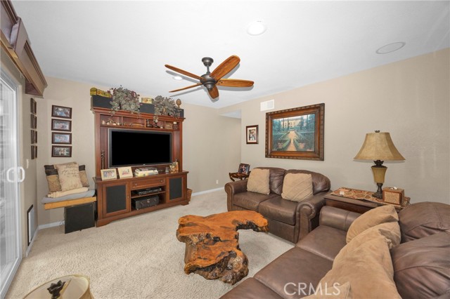 Detail Gallery Image 27 of 73 For 9902 Lapworth, Huntington Beach,  CA 92646 - 4 Beds | 5 Baths