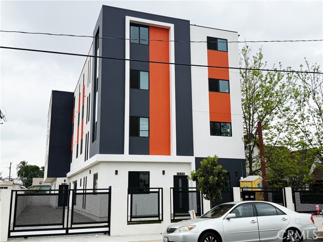 1596 W 36th Street, Los Angeles, California 90018, ,Commercial Lease,For Rent,1596 W 36th Street,CROC25089962