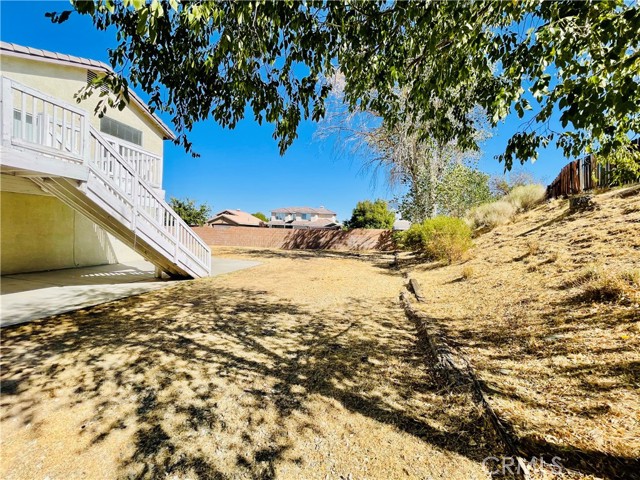 Detail Gallery Image 22 of 26 For 1942 Ivory Ave, Palmdale,  CA 93550 - 4 Beds | 2/1 Baths