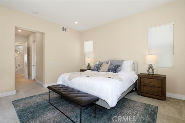 Detail Gallery Image 18 of 38 For 27512 Golden Currant Pl, Valencia,  CA 91381 - 4 Beds | 4 Baths