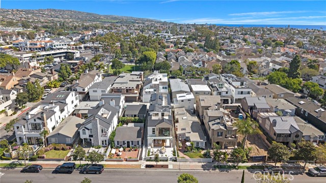 Detail Gallery Image 54 of 54 For 612 1/2 Begonia, Corona Del Mar,  CA 92625 - 2 Beds | 2/1 Baths