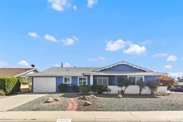 Detail Gallery Image 4 of 28 For 25781 Interlechen Dr, Menifee,  CA 92586 - 3 Beds | 2 Baths