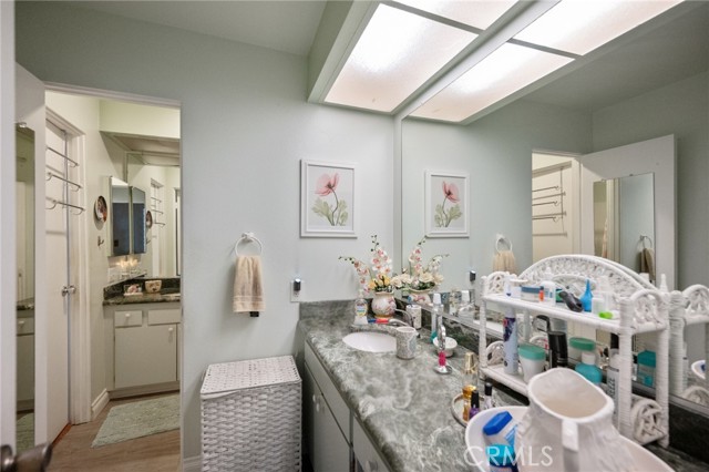 2235 W 25th Street, San Pedro CA: https://media.crmls.org/medias/8337df9b-7d1e-4a69-83b5-d5b66365d783.jpg