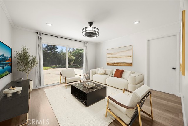 Detail Gallery Image 12 of 34 For 13662 Loretta Dr, Tustin,  CA 92780 - 5 Beds | 3 Baths