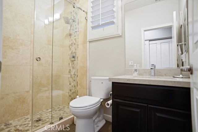 Detail Gallery Image 12 of 48 For 22518 Brightwood Pl, Saugus,  CA 91350 - 5 Beds | 4/1 Baths