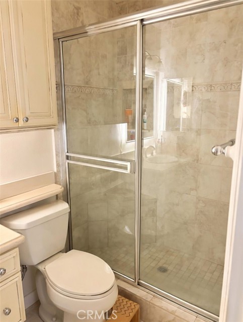 Detail Gallery Image 16 of 26 For 26172 Rainbow Glen, Newhall,  CA 91321 - 2 Beds | 2 Baths