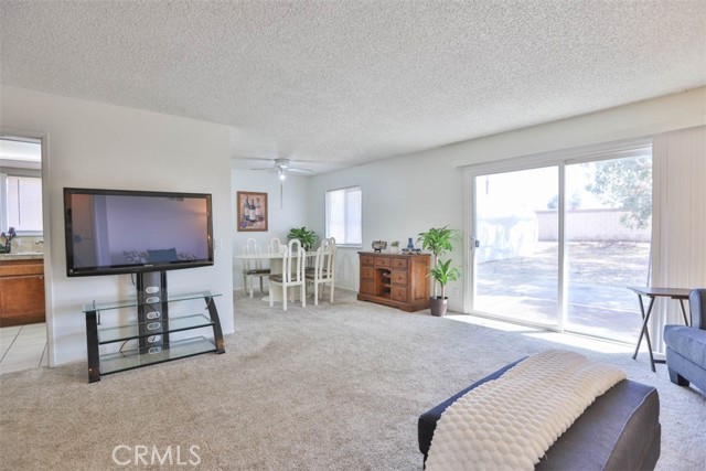Detail Gallery Image 9 of 42 For 14830 Cliffrose Ct, Moreno Valley,  CA 92553 - 2 Beds | 2 Baths