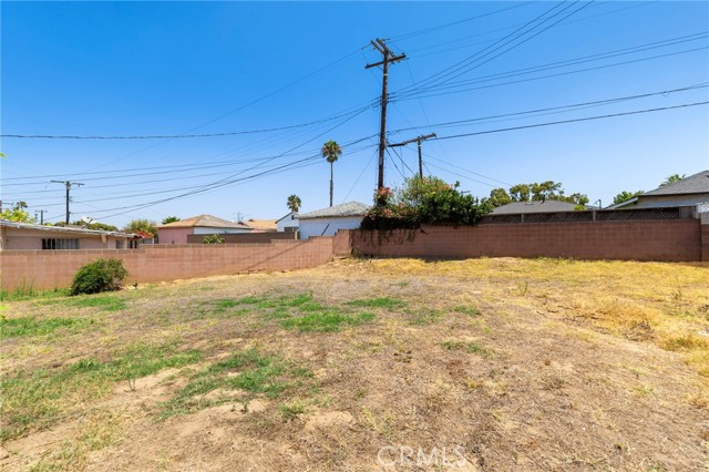 3 Bed Home for Sale in Compton, California