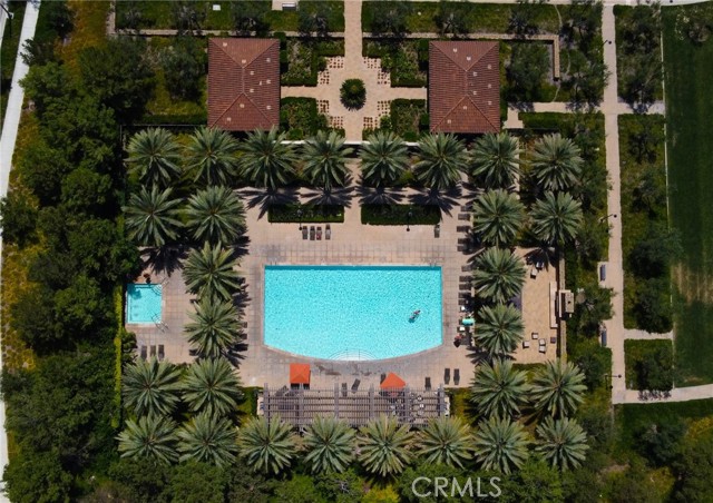 67 Tundra, Irvine CA: https://media.crmls.org/medias/833d1c55-8c8b-47ce-9c92-a7d7f6cebe6d.jpg