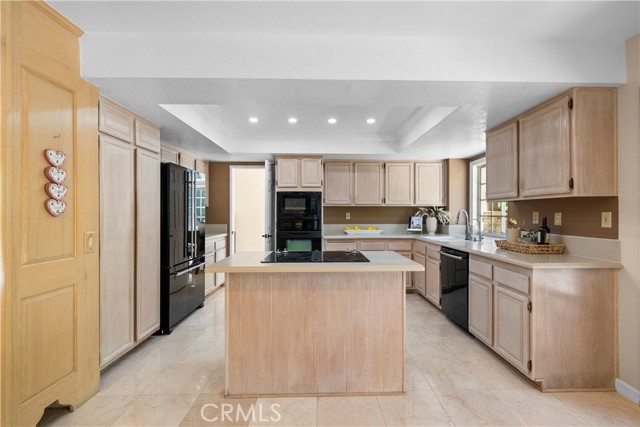 Detail Gallery Image 14 of 60 For 25009 Wintergreen Ct, Stevenson Ranch,  CA 91381 - 4 Beds | 3 Baths