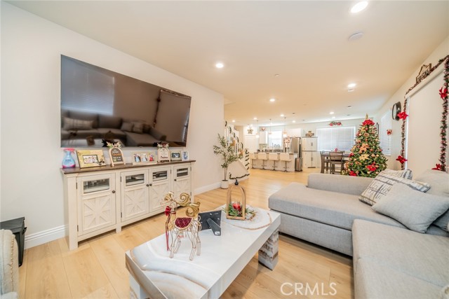 Detail Gallery Image 12 of 51 For 7640 Messina Heights, Highland,  CA 92346 - 4 Beds | 2/1 Baths