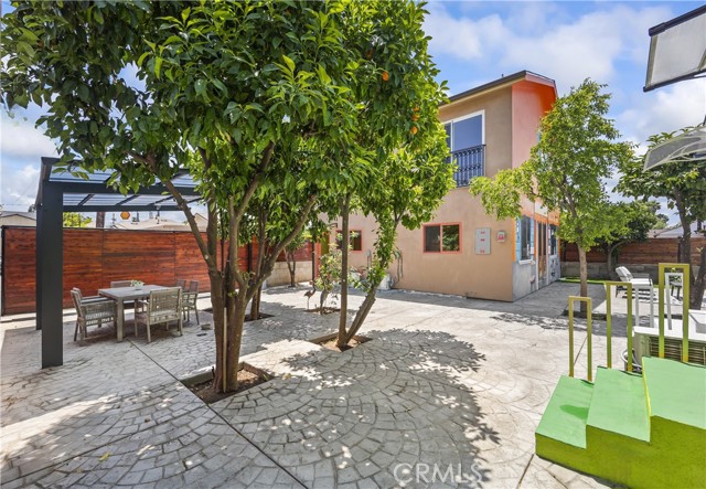 5606 White Oaks Avenue, Encino CA: https://media.crmls.org/medias/833f5910-0dab-4ba6-ada6-1aa0ef6a446c.jpg