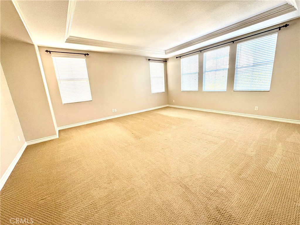 MLS #OC25216386 image #15