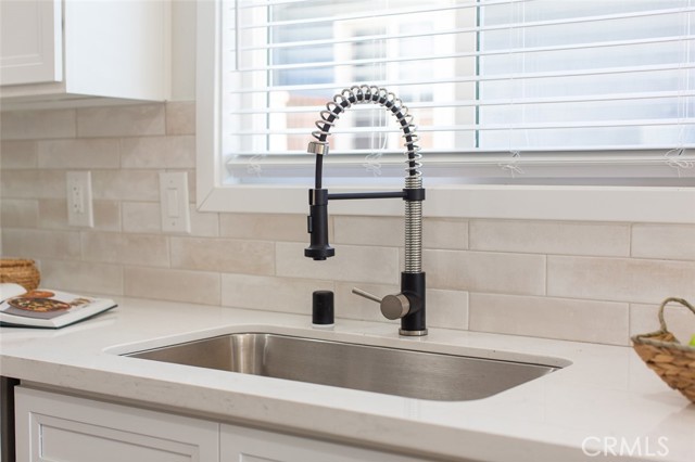 417 W Leeside, Glendora CA: https://media.crmls.org/medias/8340dd4a-3f9e-4774-b44e-43596f87dd68.jpg