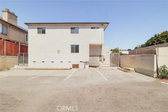 Detail Gallery Image 25 of 26 For 1918 11th St #D,  Santa Monica,  CA 90404 - 2 Beds | 2 Baths