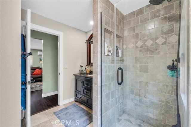 Detail Gallery Image 15 of 23 For 2513 W Occidental, Santa Ana,  CA 92704 - 3 Beds | 1/1 Baths