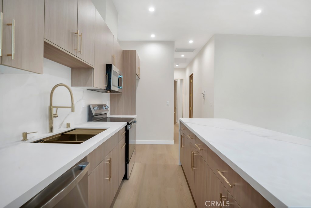 MLS #SR25264027 image #12