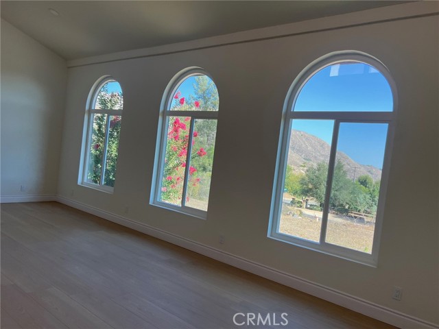 2005 Mt Vernon Avenue, Riverside CA: https://media.crmls.org/medias/8344f7d6-fbc5-4418-96ab-0e7ee258c41f.jpg