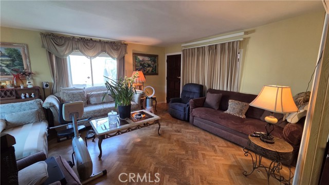 Detail Gallery Image 22 of 28 For 11223 Stagg, Sun Valley,  CA 91352 - 3 Beds | 2 Baths