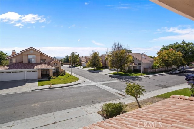 Detail Gallery Image 15 of 23 For 447 W Avenue J12, Lancaster,  CA 93534 - 4 Beds | 3 Baths