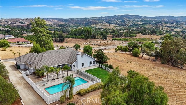 39423 Kapalua Way, Temecula, California 92592, 3 Bedrooms Bedrooms, ,4 BathroomsBathrooms,Residential,For Sale,39423 Kapalua Way,CRSW24206041